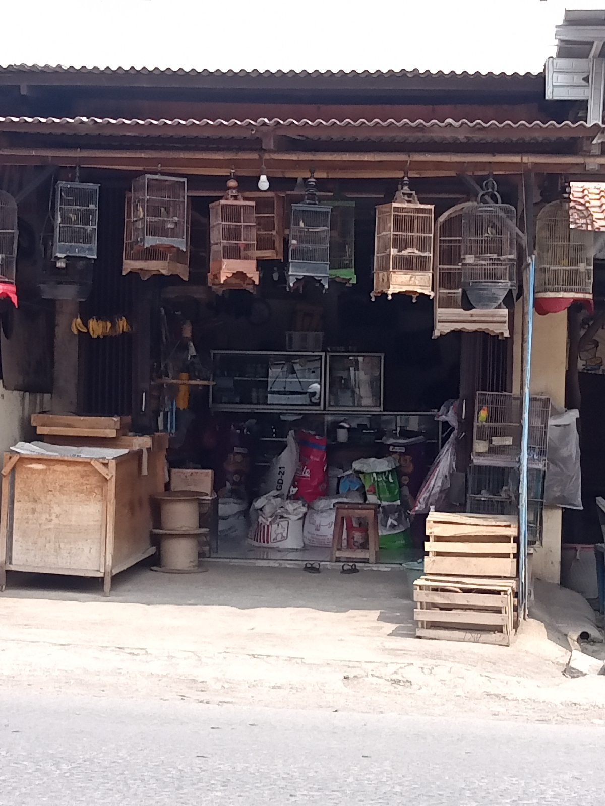 Warung Kopi di Jalan Ir Juanda: Saingan Rival Saat Citimall Datang